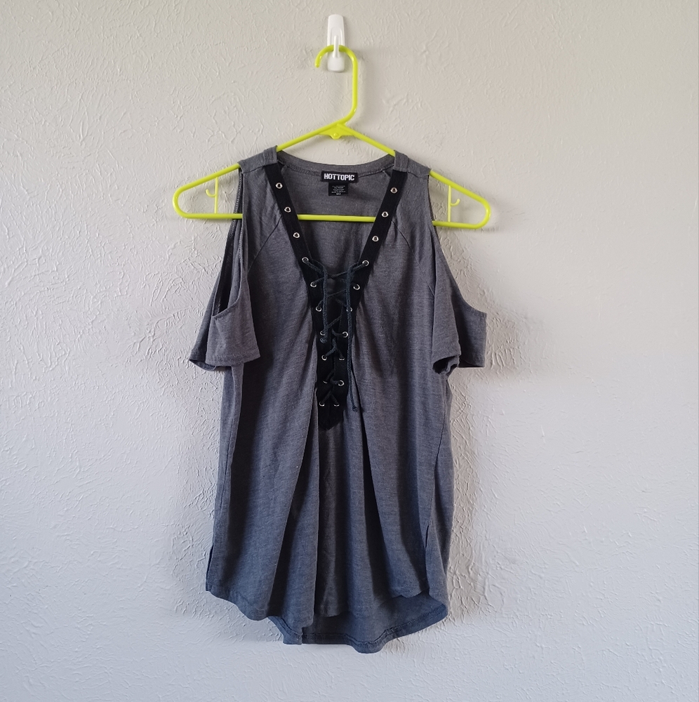 Hot Topic Gray Cold Shoulder Lace-Up Top
